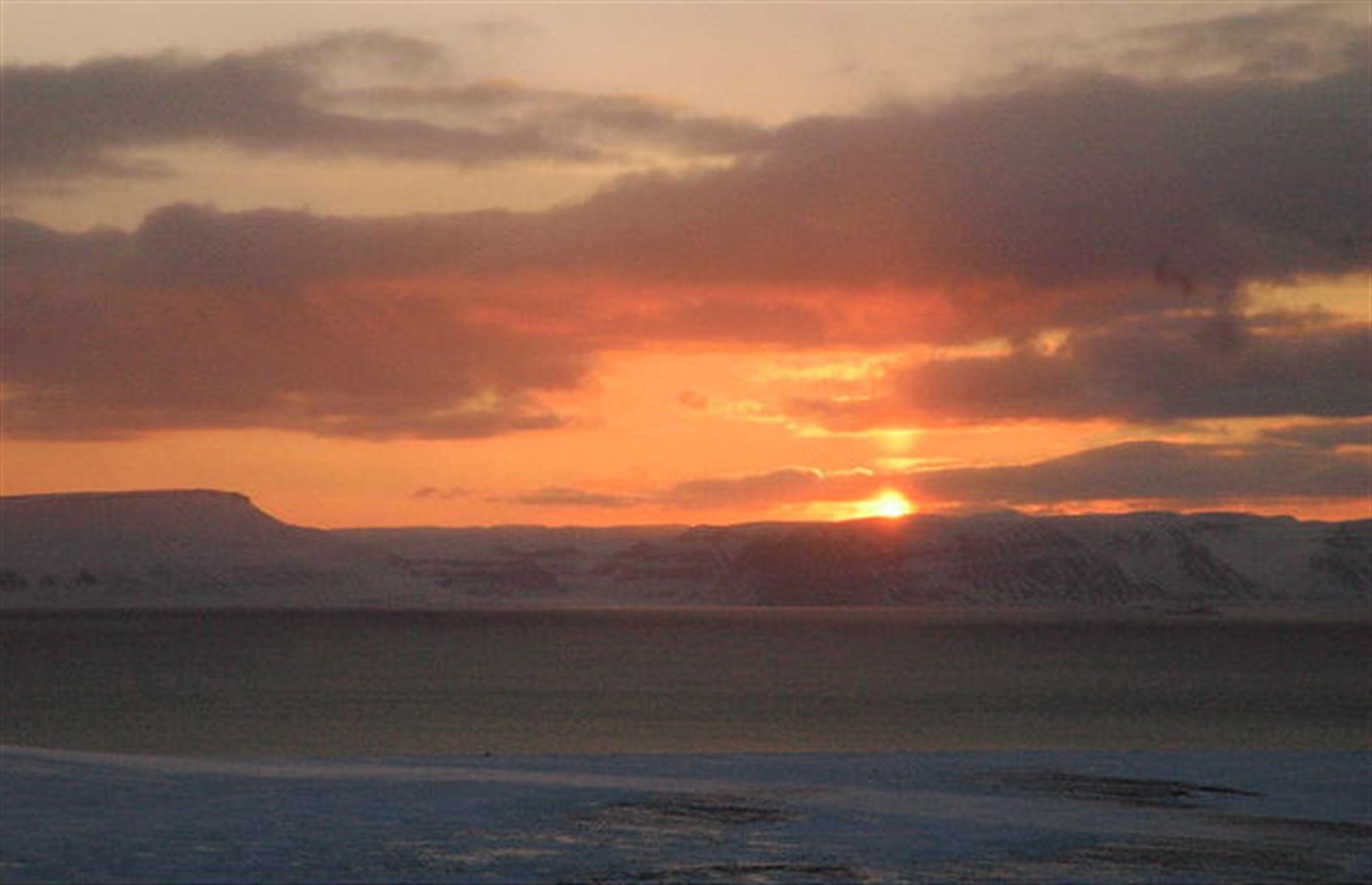 <p>Sometimes you really do have to get up very early indeed to catch the sunrise. That’s the case in northern Norway where mid-April sees the final sunrise – taking place at around 2am – for over four months. From then the sun is in the sky 24 hours a day until late August. </p>