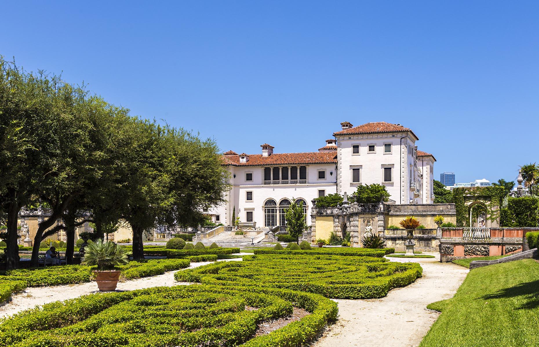 Lovers of the finer things in life will no doubt appreciate this opulent mansion in Miami, once the winter bolthole of millionaire James Deering. The villa was built between 1914 and 1922 and today is a National Historic Landmark. The 32-room home has often been used for special occasions too – President Ronald Reagan received Pope John Paul II on his first visit to Miami here in 1987 and it was the location where Free Trade Area of the Americas (FTAA) was agreed in 1994.