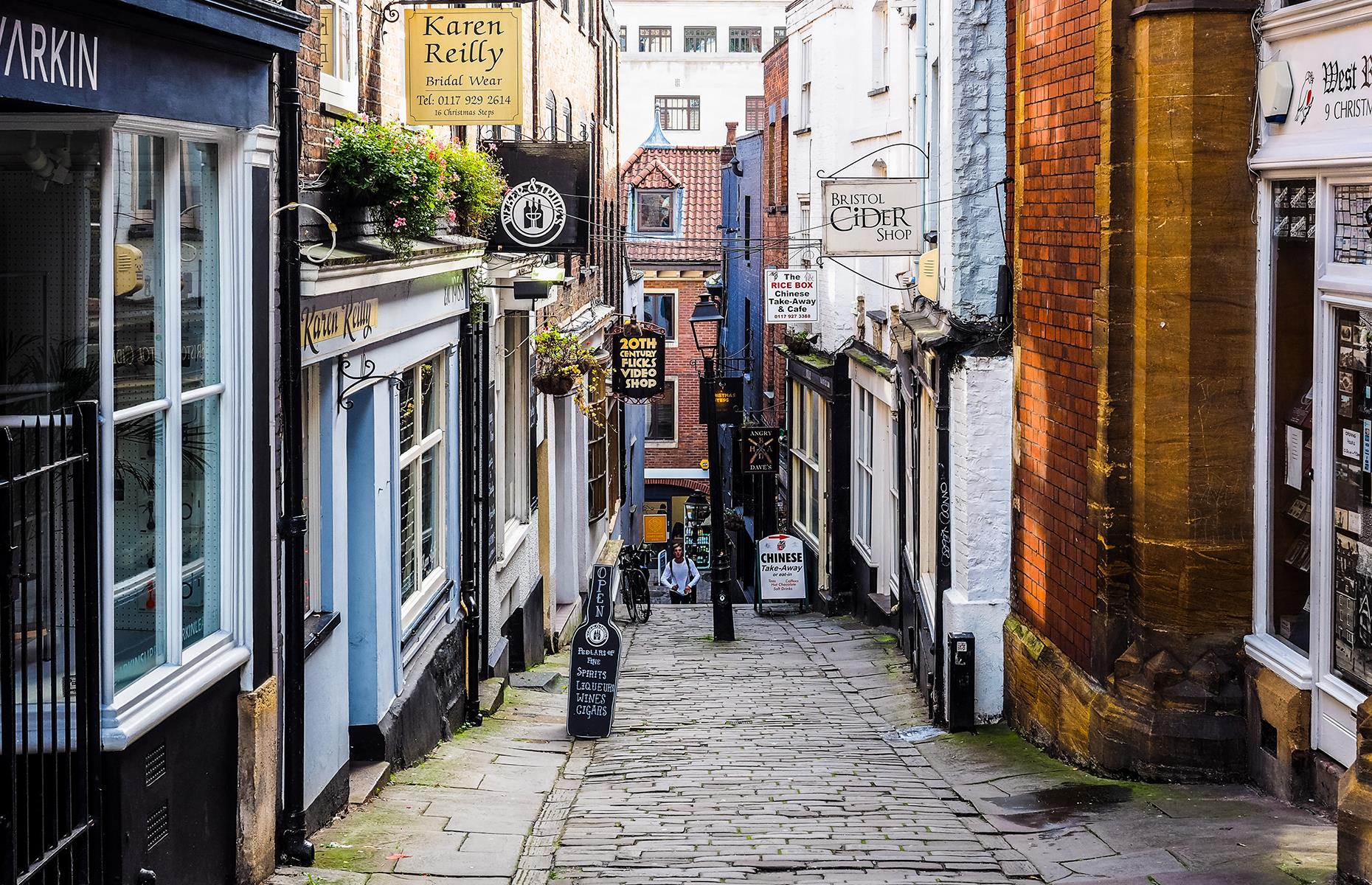 These Are The Prettiest Historic Streets In The World