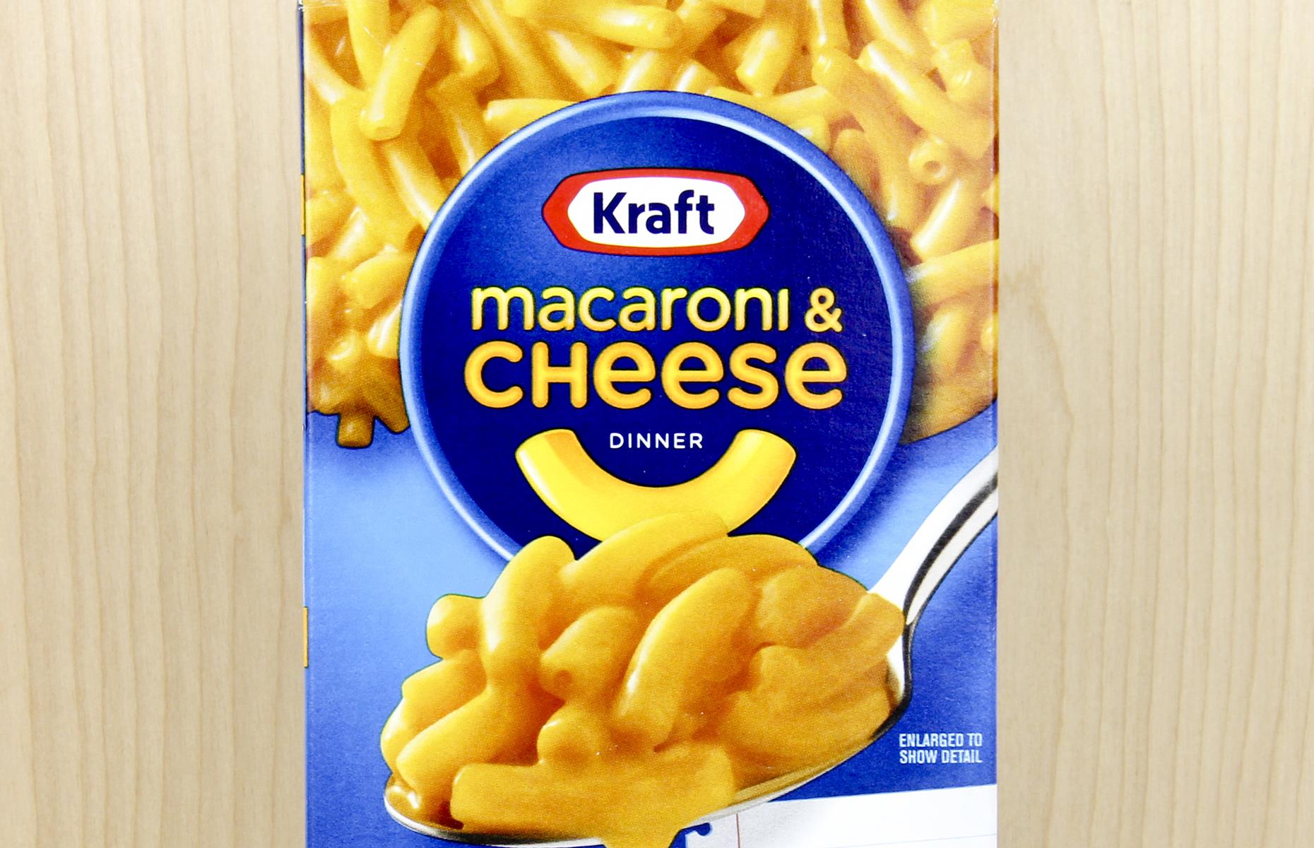 Countless Americans will recall growing up on a diet that included packaged mac 'n' cheese, notably brands such as Kraft and Batchelors. While quick and convenient (there are lots of hacks online about how to pimp up a packet), it's still processed food. Though now largely free from artificial colors and preservatives, it's healthier to make a batch and freeze so you have homemade ready meals to hand. Read on to find out how.