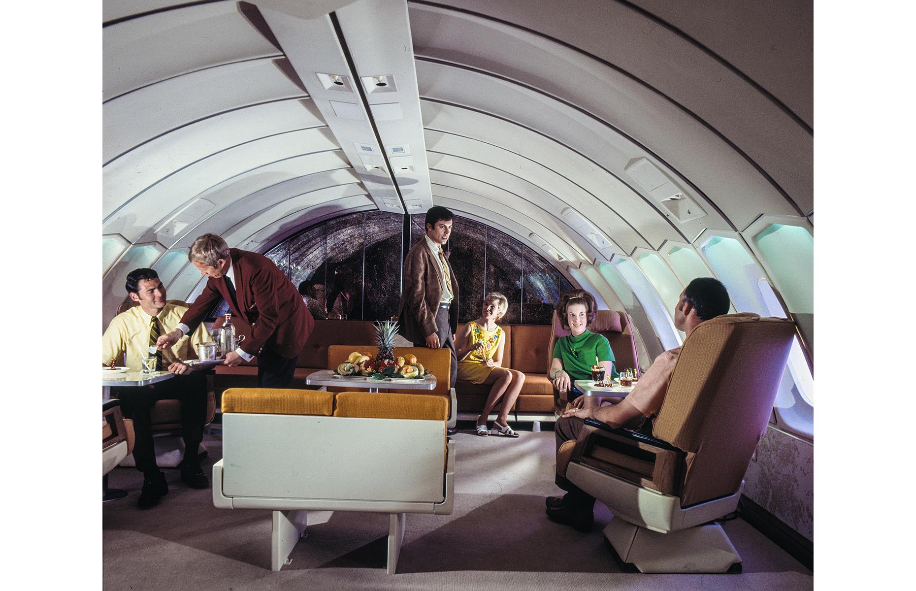 Swish onboard lounges were still commonplace for first-class guests too and most travelers would socialize with their fellow passengers over drinks. This lounge was onboard SAS's Boeing 747-B (nicknamed the "Huge Viking") in the 1970s.