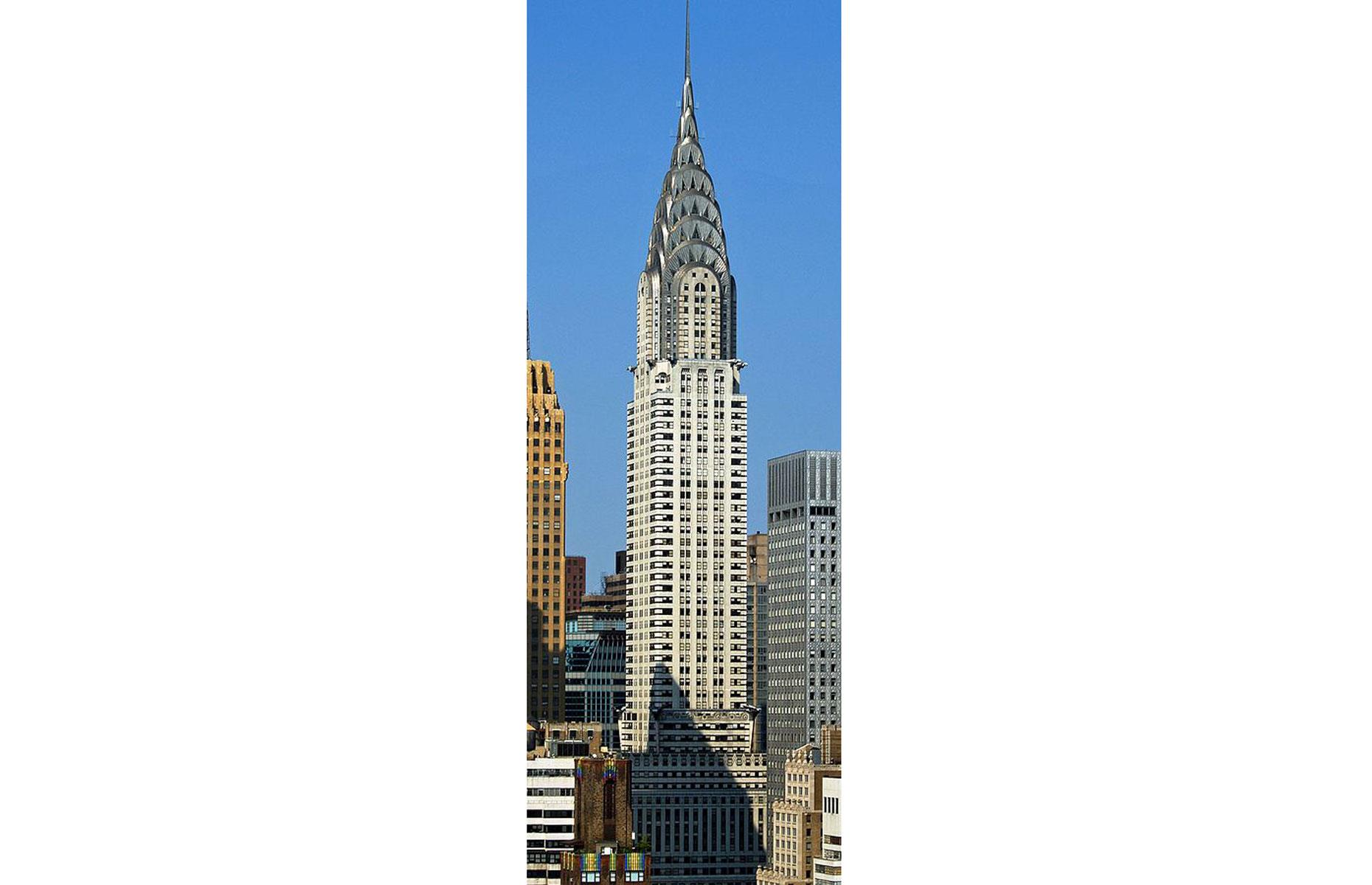 Arguably the most beautiful skyscraper in the world, the magnificent Chrysler Building in Manhattan is an Art Deco masterpiece adored by New Yorkers and visitors to the city alike. The iconic building was designed by William Van Alen and completed in 1931.