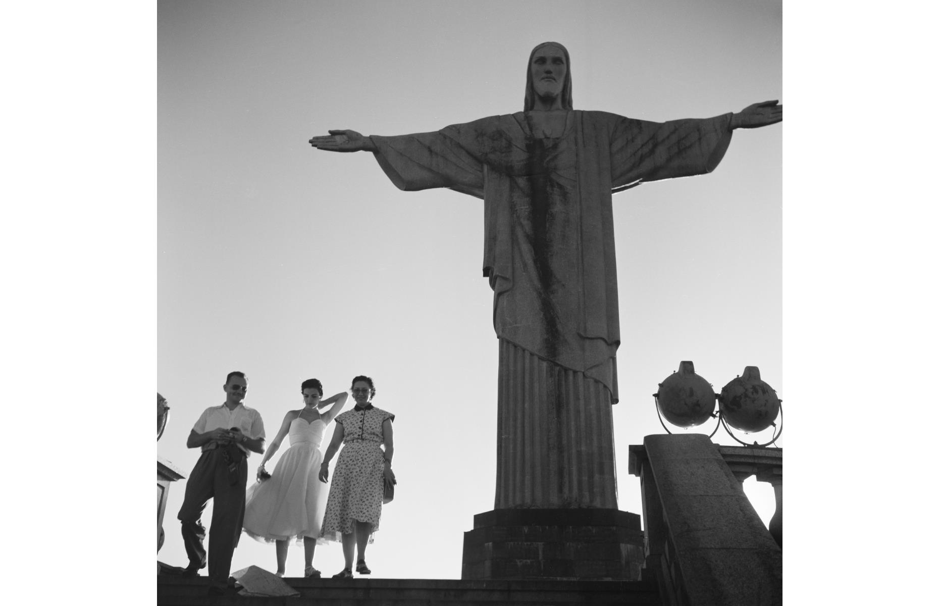 An iconic piece of Rio de Janeiro’s skyline, the 98-foot-tall (30m) Christ the Redeemer monument standing on the summit of Mount Corcovado is the largest Art Deco-style statue in the world. You might be surprised to learn that the landmark had been more than 70 years in the making when construction finally began in 1922 – the idea was first suggested in the mid-1850s. Here it’s pictured with tourists in the 1950s.