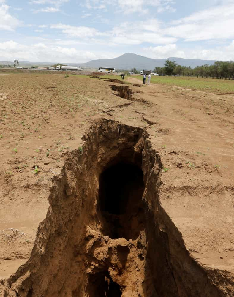 This Huge Crack In Kenya Is Splitting Africa In Two