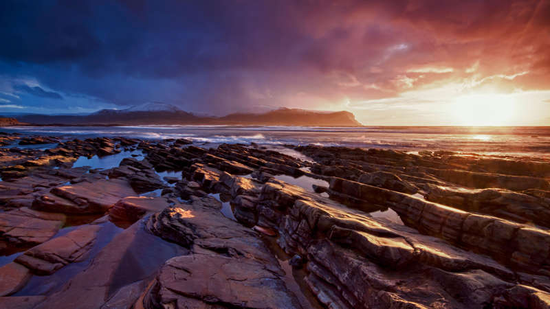 شواطئ فريدة - Mark Ferguson/Alamy Stock Photo الشريحة 4 من 13: Sparkling winter light at Warebeth Beach, Orkney