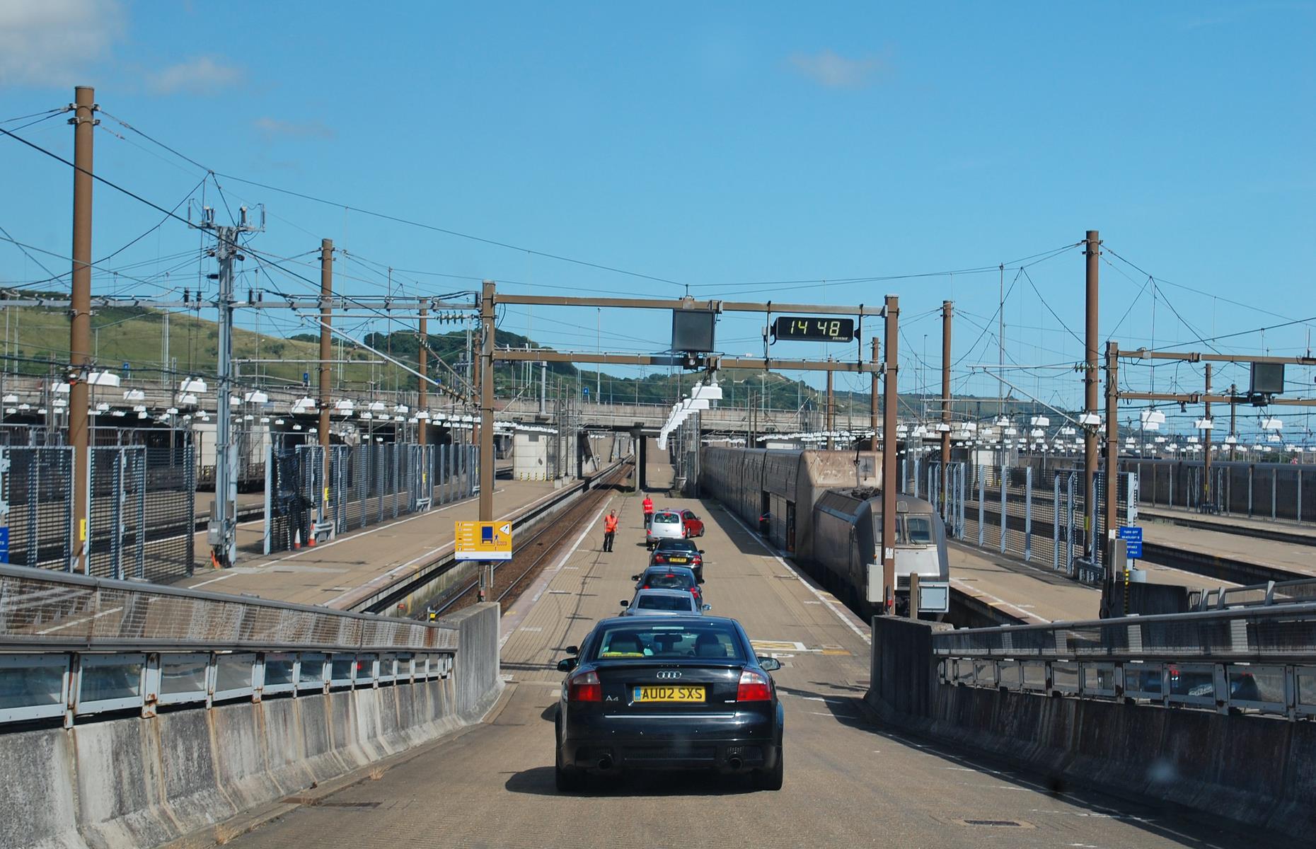 The Most Beautiful Tunnels In The UK And Around The World   BB19lMCU.img