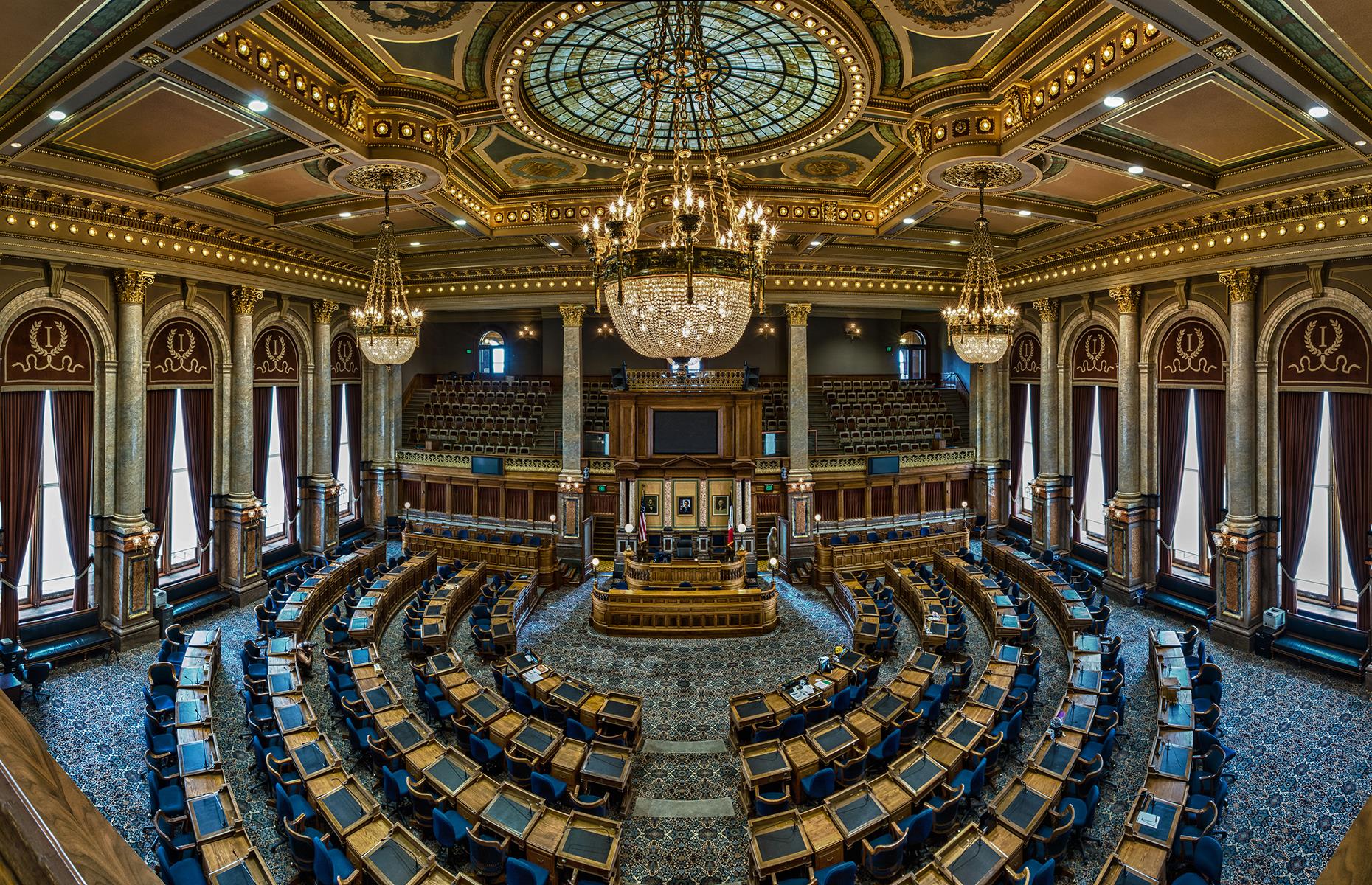 <p><a href="https://www.legis.iowa.gov/resources/tourCapitol">Iowa's ornate state capitol</a> can be found in downtown Des Moines, and it's as informative as it is beautiful. You can explore the historic capital on an independent or guided tour (both are free) and learn about the state's history and the architecture of the building itself. The grounds are also dotted with interesting monuments, including a poignant holocaust memorial. Note that opening hours are <a href="https://www.legis.iowa.gov/docs/publications/CT/794834.pdf">subject to flux</a> due to COVID-19. </p>