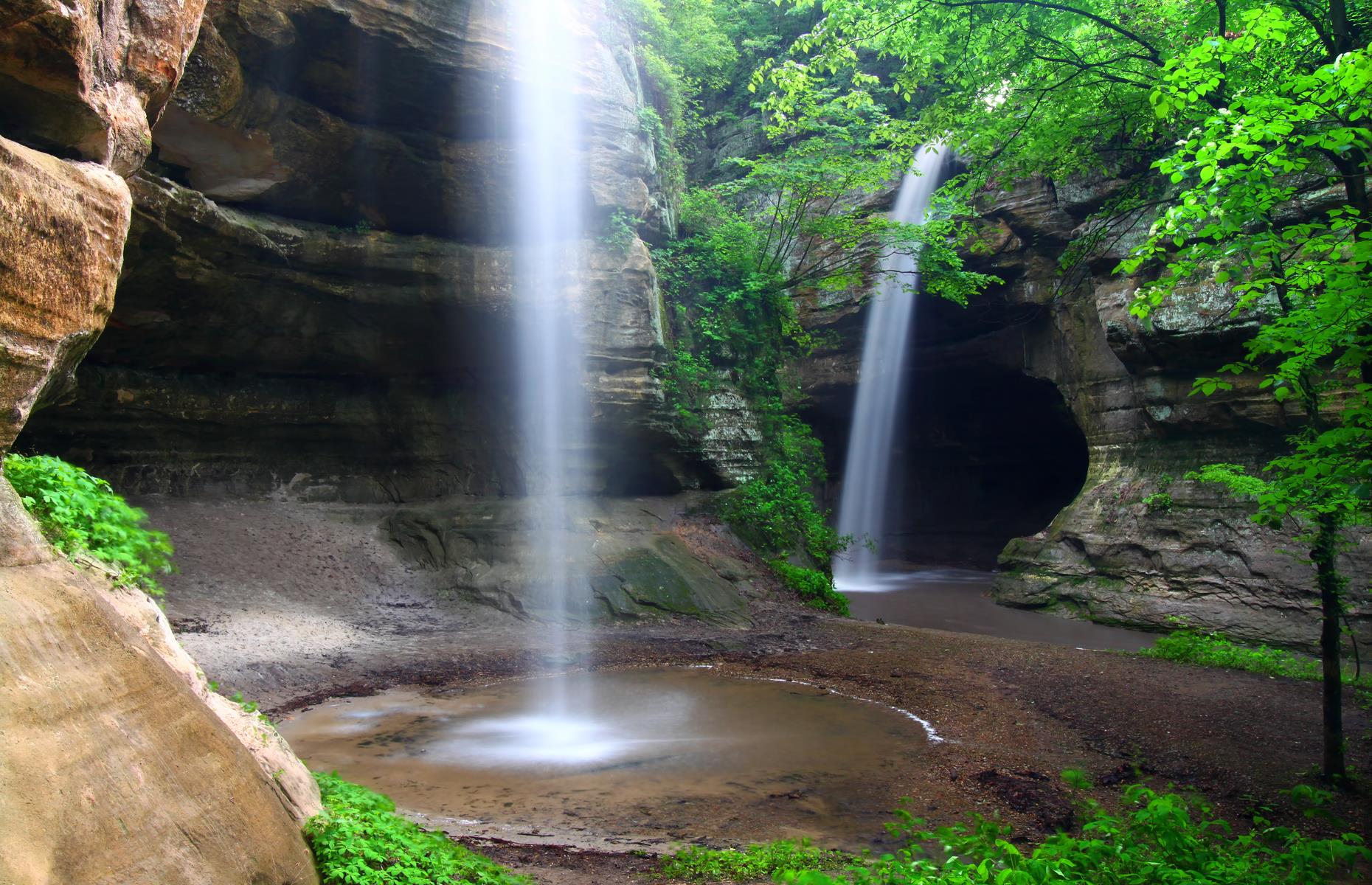 <p>Dramatic canyons, sandstone crags, waterfalls and woodland all come together to make this one of <a href="https://www2.illinois.gov/dnr/Parks/Pages/StarvedRock.aspx">the most spectacular state parks in Illinois</a>. It's as rich in history as it is in natural beauty too, with evidence of human settlement here dating as far back as 8000 BC. There are plenty of ways to enjoy the site, from hiking to boating and kayaking. In winter, you could also try cross-country skiing or even ice climbing. The Visitor Center exhibition hall remains temporarily closed.</p>