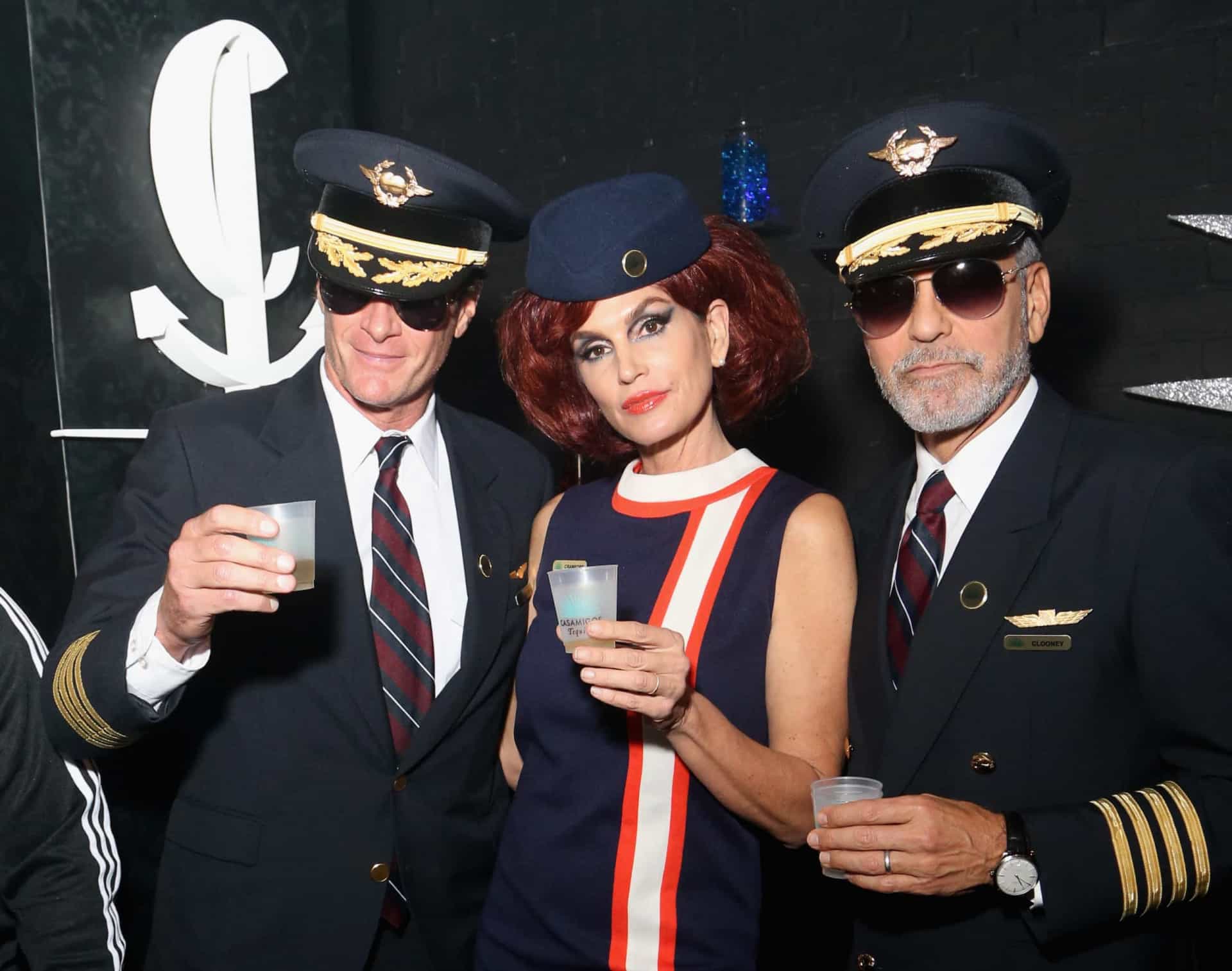 Diapositiva 5 de 45: No nos importaría tomar un avión con esta tripulación. La foto se hizo en la fiesta de Halloween de Casamigos & CATCH, en Las Vegas.