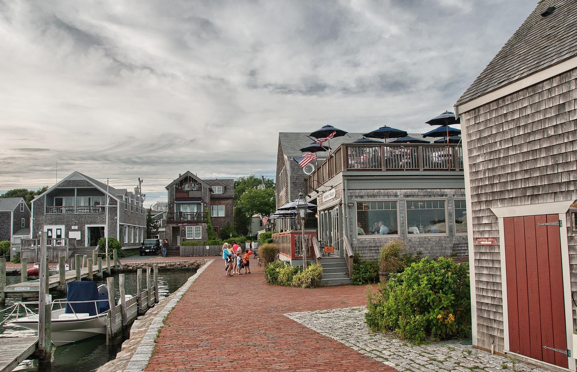 67 Famous Movie Locations That Every Film Fan Should Visit