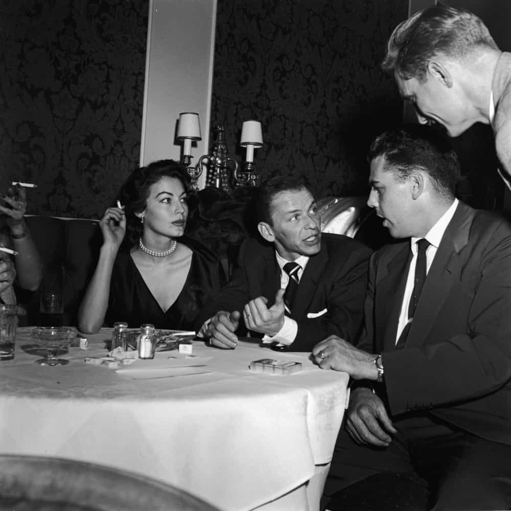 Sinatra und Gardner besuchen eine Party für seinen Film "Meet Danny Wilson" im Ambassador Hotel in Kalifornien.