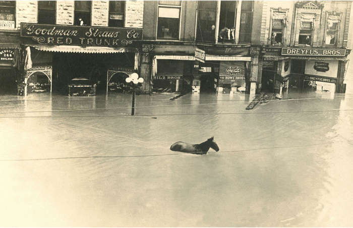 9 of 64 Photo in Gallery: In March 1913 rain fell to such an extent that rivers across Ohio burst their banks. Considered the region’s greatest weather disaster of all time, the state-wide flood was brought on by storms over three consecutive days, causing homes, bridges and railways to wash away. It’s thought that around 65,000 people were left homeless, while more than 400 lost their lives. Despite the damage, the disaster did have a positive impact on flood prevention and led to the Flood Control Act of 1917.