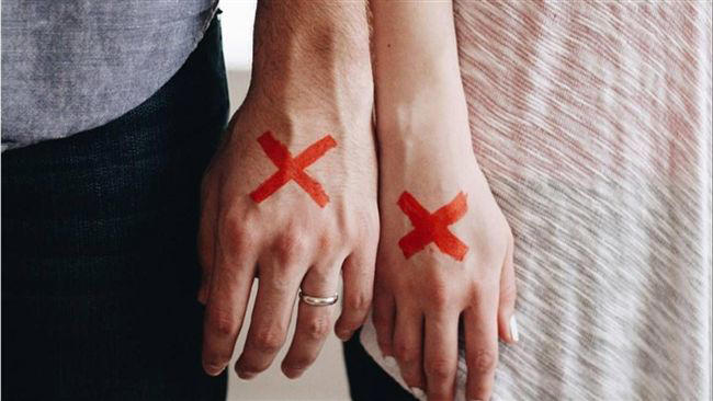 原po想請問，能否在離婚協議書上註明「媳婦離婚3年內不得改嫁」。（示意圖／翻攝自Pixabay）