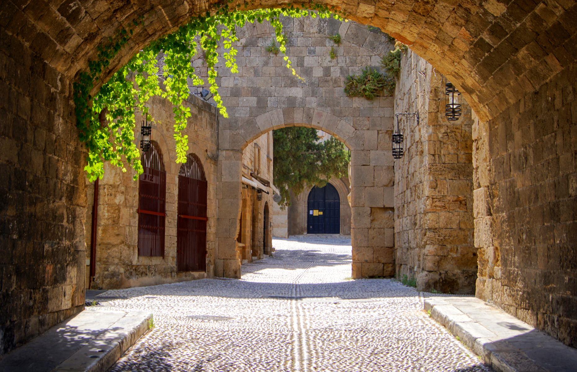 The island of Rhodes, off the east coast of Greece, has a wealth of ancient structures – but its perfectly preserved medieval city is a wonder to behold. In 1309, the military Order of the Knights of Saint John of Jerusalem made their headquarters on the island and set about transforming it into a stronghold. It later came under Italian and then Turkish rule. The beauty of the Gothic architecture, constructed in white stone, makes the city shine like a jewel.
