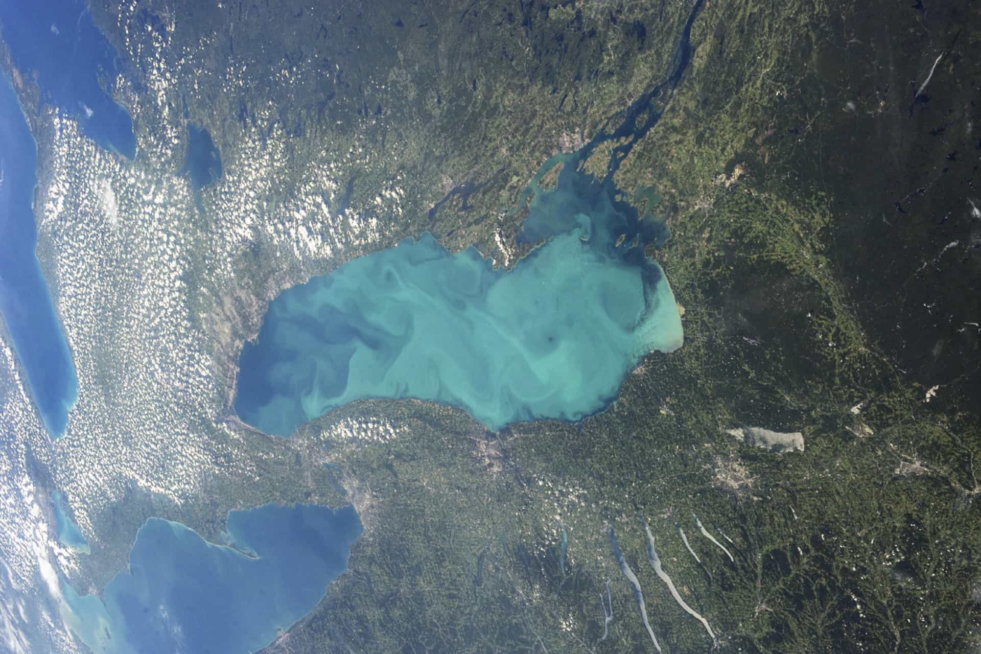 Самое крупное пресное озеро на планете