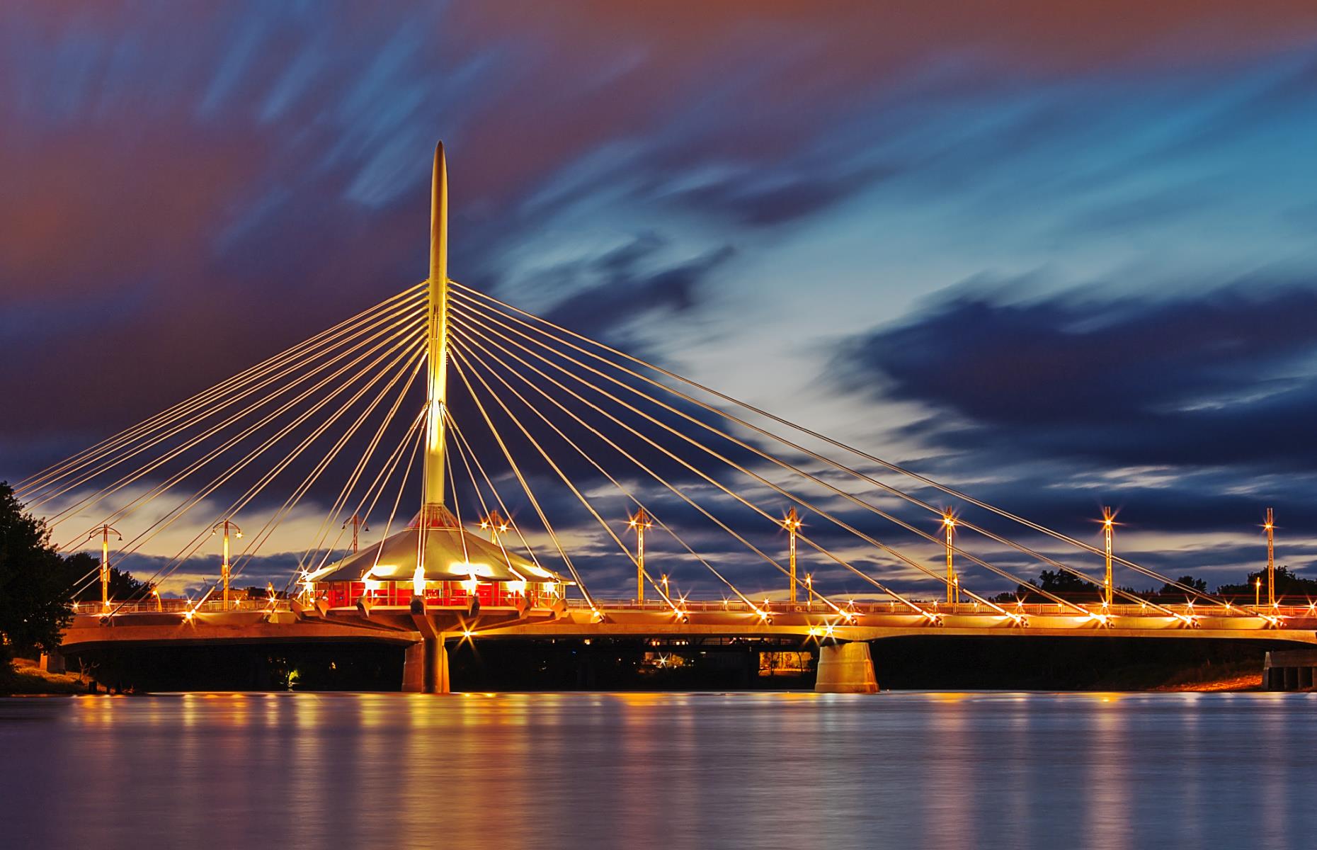 Take In the View From These Awe-Inspiring Bridges