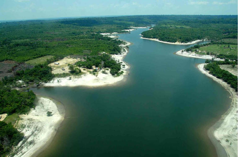  AMAZÔNIA: é a maior área verde do mundo. entre florestas e praias pluviais estão algumas das paisagens mais lindas do Brasil (Foto: Mario Oliveira/Mtur)