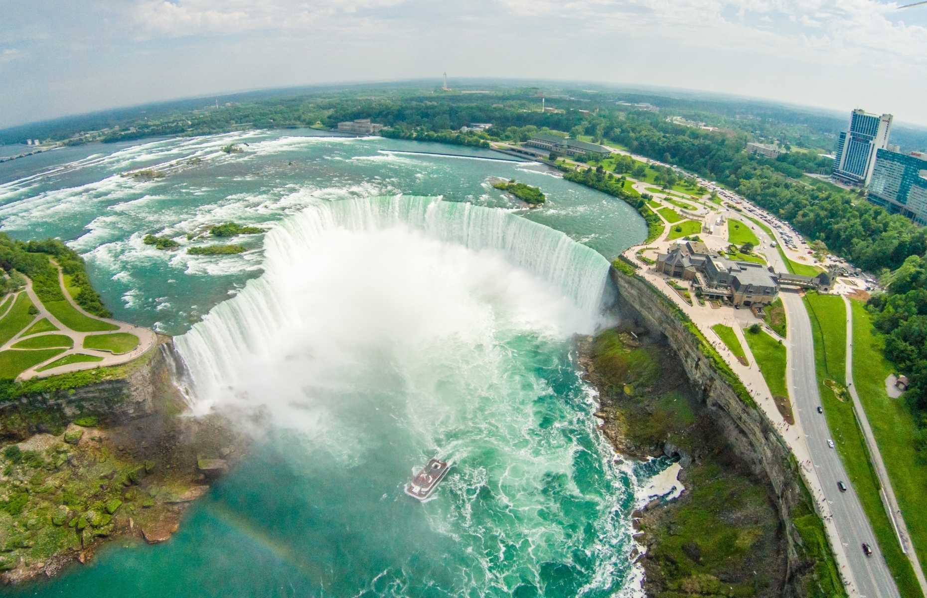 30 Aerial Photos That Show Canada Like You've Never Seen Before