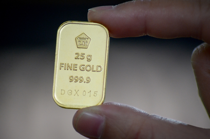 harga emas antam anjlok rp 18.000, beli 1 gram rp 1.325.000