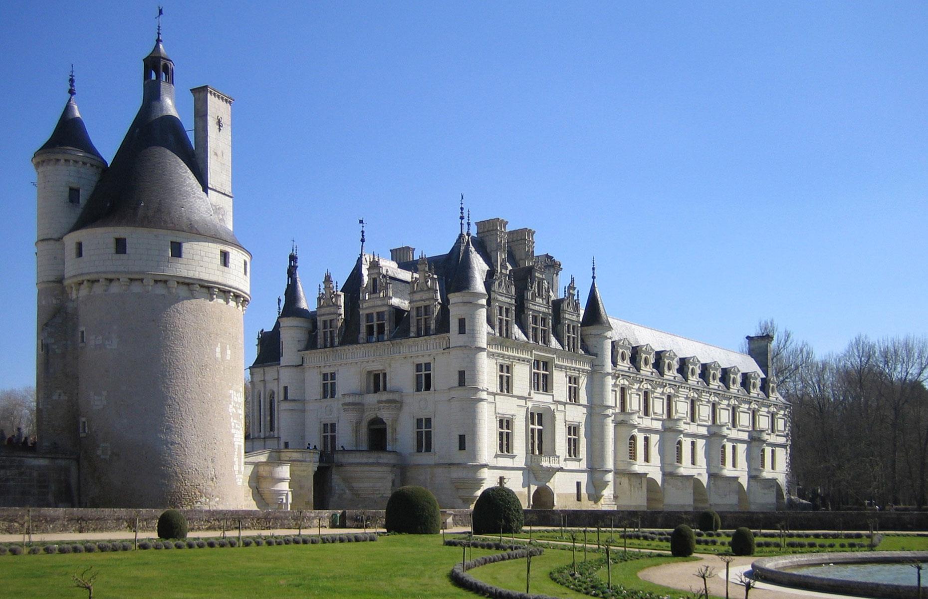 <p>Buoyed on by a booming property market, Sarot Group, the developer of the project, envisaged a whimsical and romantic spa resort with 732 villas reportedly inspired among other things by the Château de Chenonceau in France's Loire Valley (pictured) and Istanbul's conical Galata Tower. The firm plumped for an idyllic 250-acre site just outside the historic town of Mudurnu in the hills of northwestern Turkey, and construction on the fanciful $200 million development began around 2014.</p>