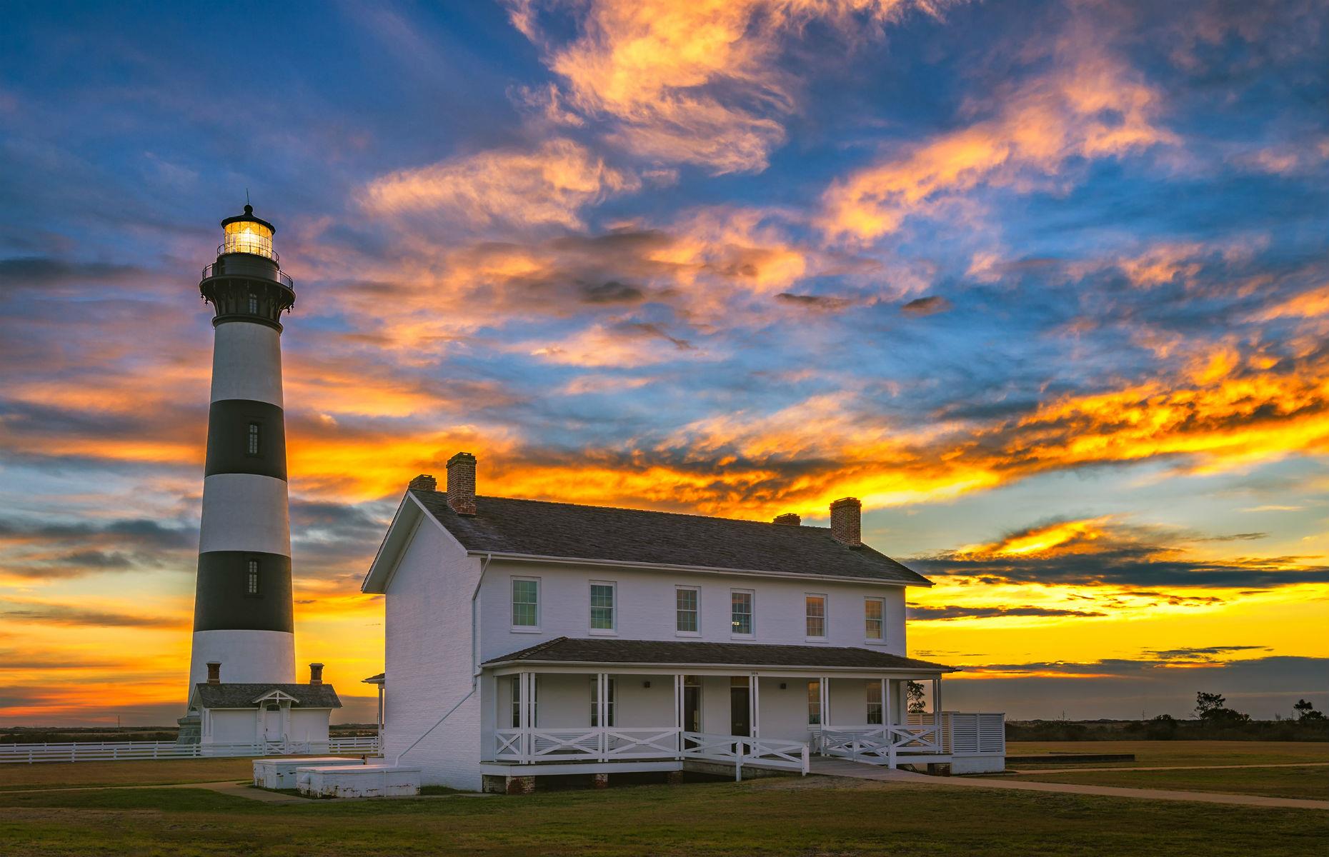 <p>Opened in 1872, this black-and-white striped wonder on the Cape Hatteras National Seashore stands at 156 feet (47.5m) tall and is one of the few remaining brick-built lighthouse towers in the US in operation today. A restoration project between 2009 and 2013 ensured that the spiraling 214-step stairway to the top can be climbed by visitors and you can find out about <a href="https://www.nps.gov/caha/planyourvisit/bils.htm">opening times and tours here</a>. </p>