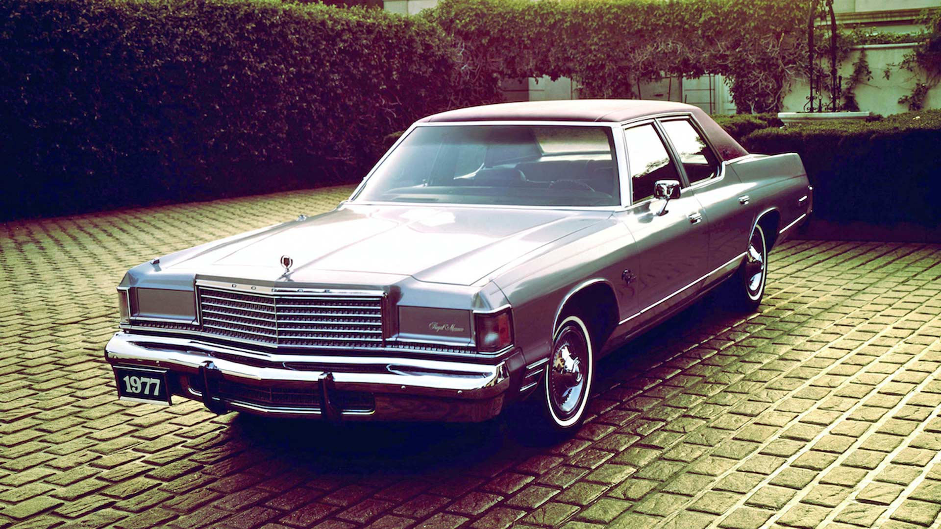 <p>If you were the kind of person who liked traditional value and comfort, combined with an added touch of luxury, then the Royal Monaco was for you in 1977. Slide around on the standard vinyl-upholstered seats, revel at the choice of two ashtrays in both the front and rear passenger compartments, and impress people with your hidden headlights.</p> <p>If you’re really feeling flush, perhaps you might spring for the option of a locking gas cap, or the unmitigated luxury of an electric digital clock.</p>