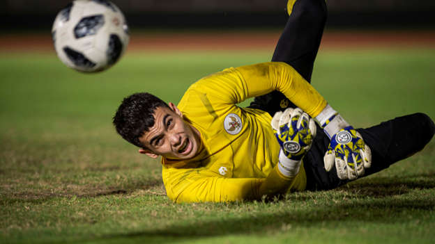 Kiper Nadeo Argawinata. Foto: Aditya Pradana Putra/ANTARA FOTO