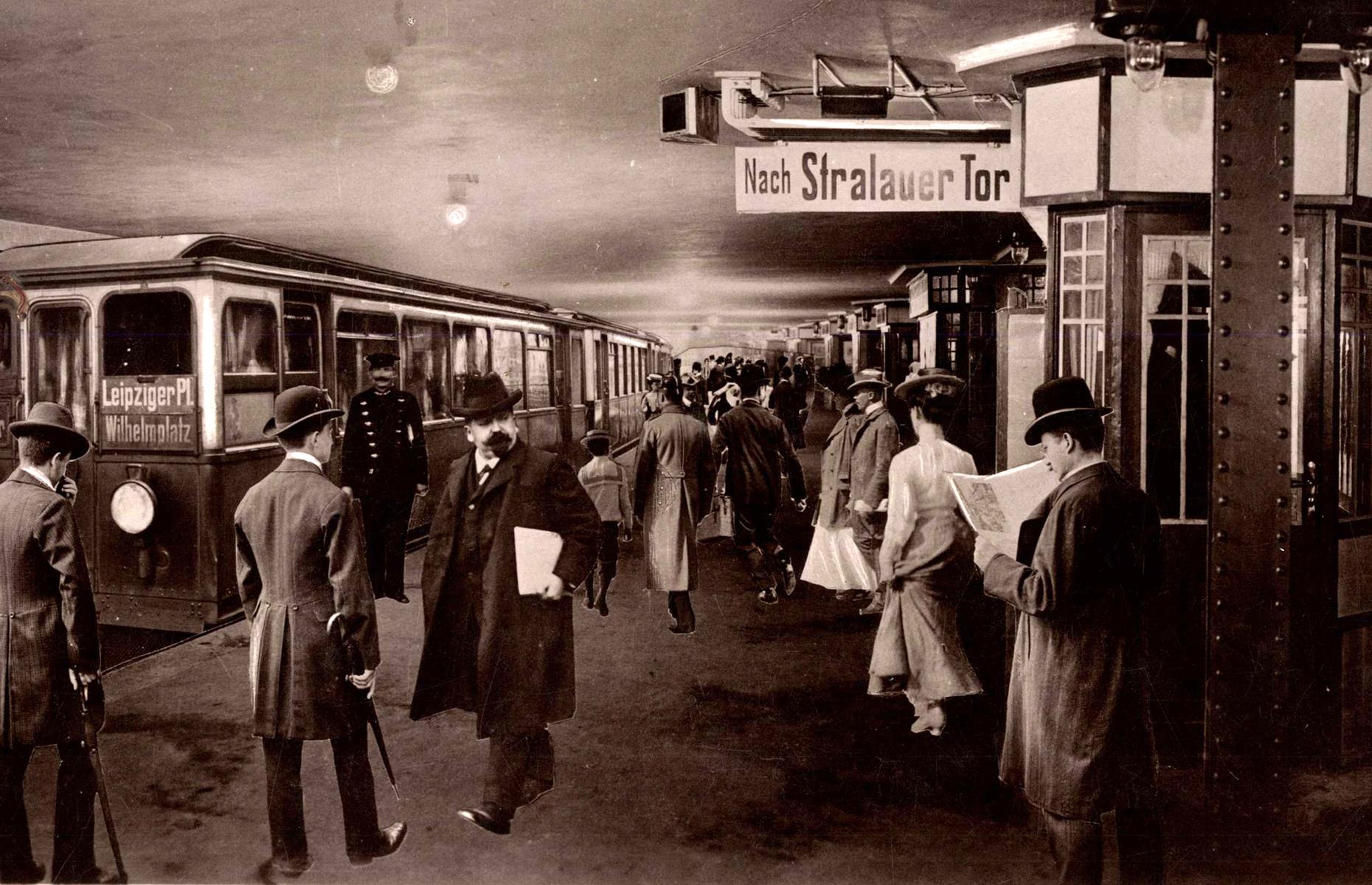 Berlin's U-Bahn is another of Europe's older underground transit systems. It consists of both elevated and subterranean tracks, and it began operation in 1902, before being expanded throughout the 20th century. Here, in the 1930s, commuters buzz around the platform for trains to Stralauer Tor.