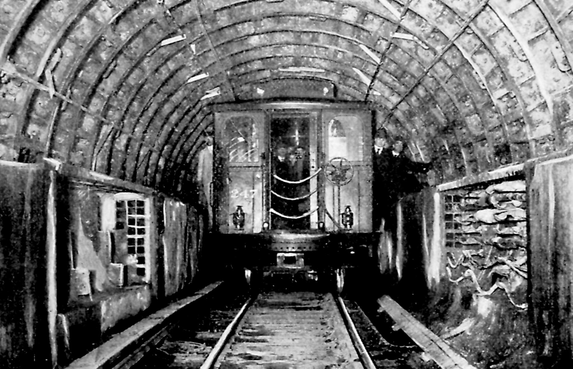 New York continued to develop its underground travel network throughout the early 20th century. Pictured here are the Hudson and Manhattan Tunnels (now known as the Uptown Hudson Tubes) in the throes of construction in 1908. Passing under the mighty Hudson River and connecting Manhattan with the state of New Jersey, they were the first railroad tunnels to be built under a major river in the States. They're still operational today.