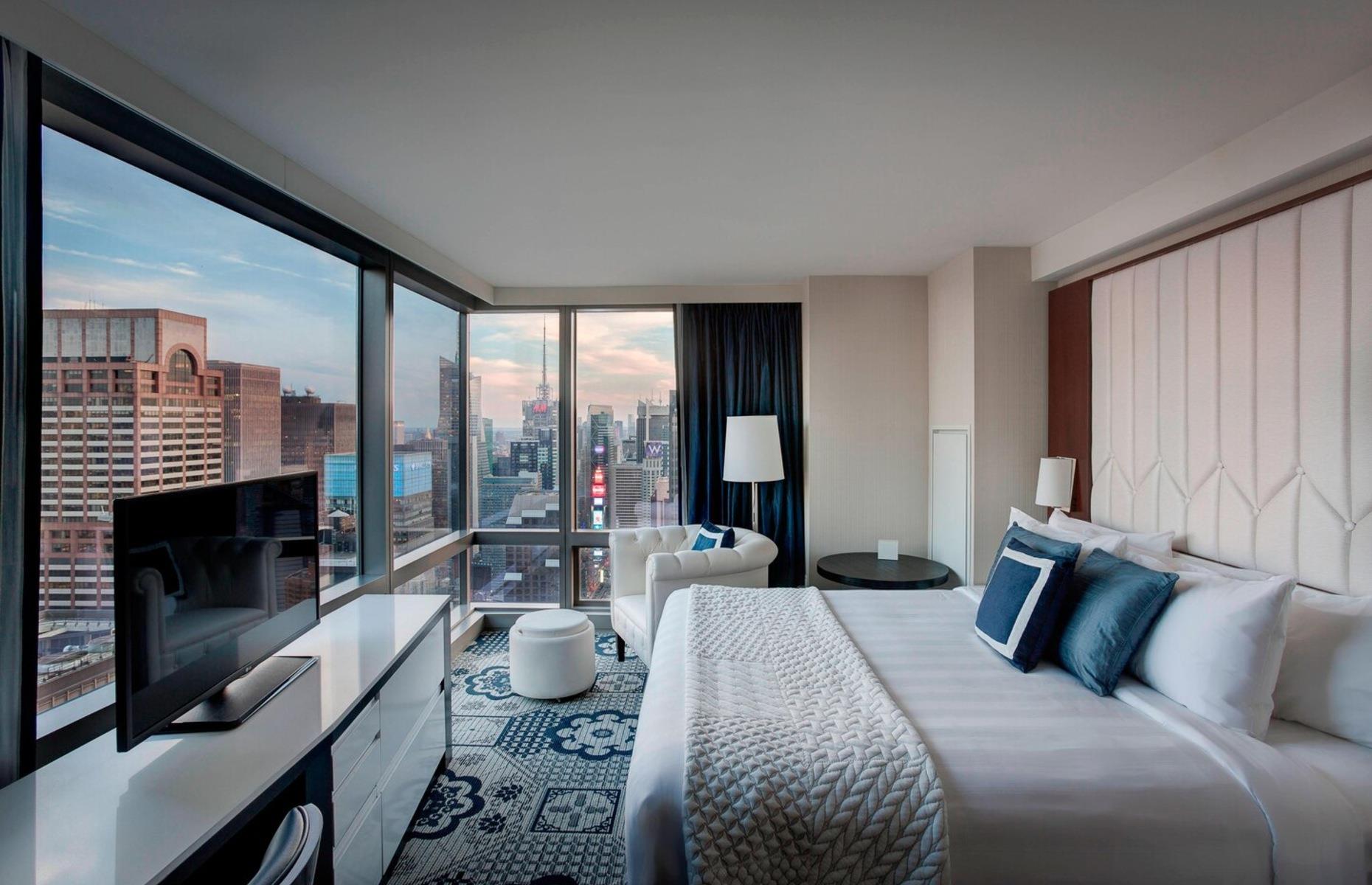 The World's Highest Hotel Rooms With Stunning Views