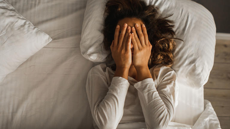 Clock Watching Could Be Killing Your Sleep Why Clocks Have No Place In The Bedroom 1553