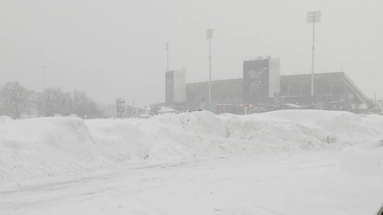 Buffalo Bills Looking For More Snow Shovelers At Highmark Stadium Ahead ...