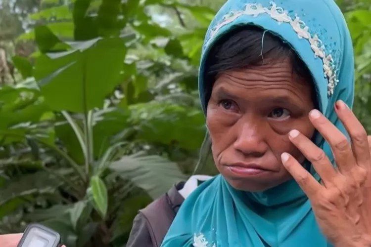 Fakta Pilu Ibu Baliah, Pengemis Viral "Aa Kasihan Aa" Di Gunung Salak ...