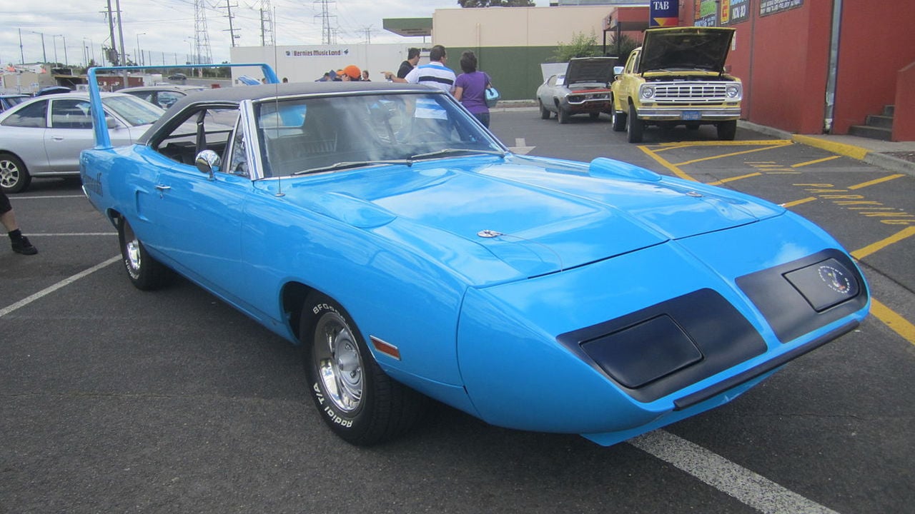 <p>The 1970 Plymouth Hemi Superbird was a car that looked like it came from the future. With its distinctive aerodynamic design and powerful 426 Hemi V8 engine, it was a car that was built for speed. Developed primarily for NASCAR racing, its design was all about high-speed performance, with features that were far ahead of their time. The Hemi V8, rated at 425 hp, was a monster, providing power that could take your breath away. </p>