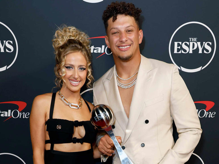 Brittany Mahomes Thanks 'Most Amazing Supportive Husband' Patrick ...