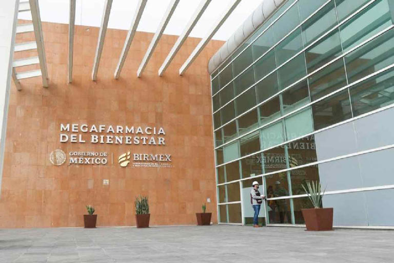 La megafarmacia puede almacenar 286 millones de piezas. | Foto: Presidencia.|La megafarmacia puede almacenar 286 millones de piezas. | Foto: Presidencia.