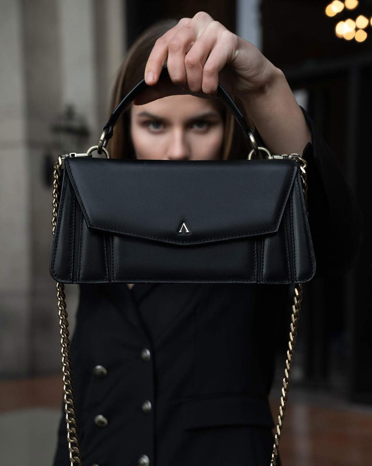 Akinna Milano, an Italian luxury leather handbag brand, has made its ...