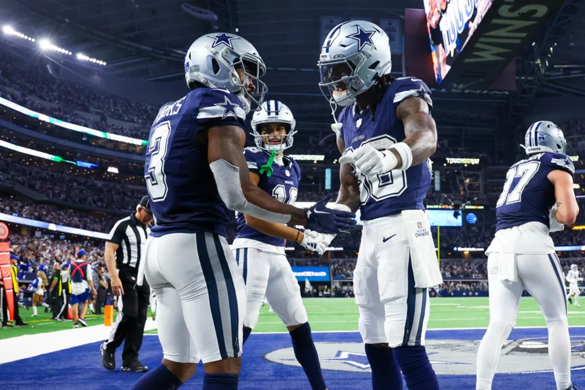 cowboys wrs review and future: cut michael gallup and sign ceedee lamb?