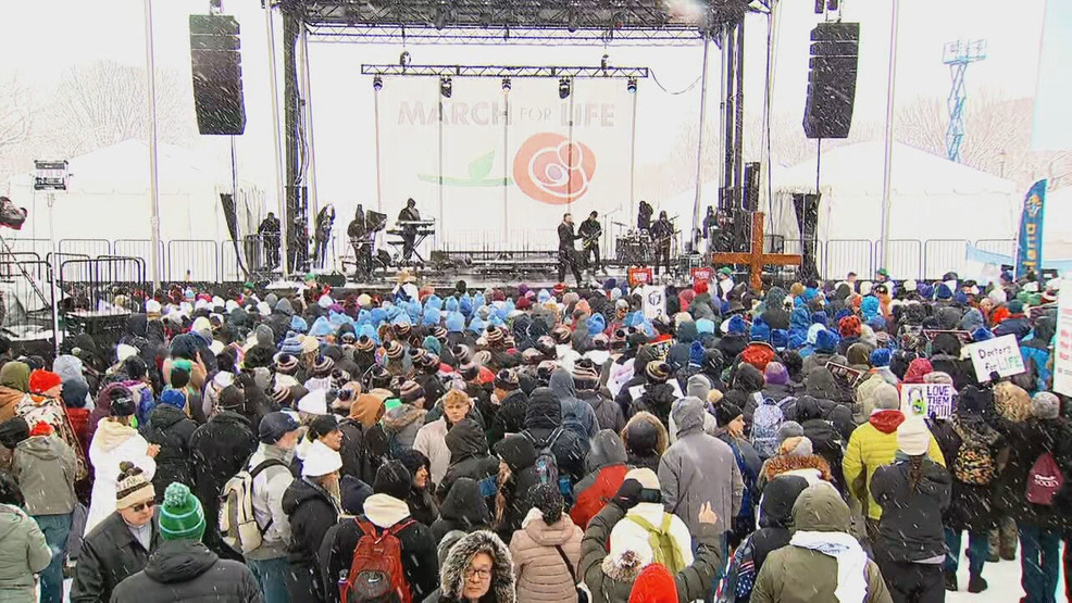 March For Life 2024 Thousands Rally In Washington DC For Maternal And   BB1gXkAg.img