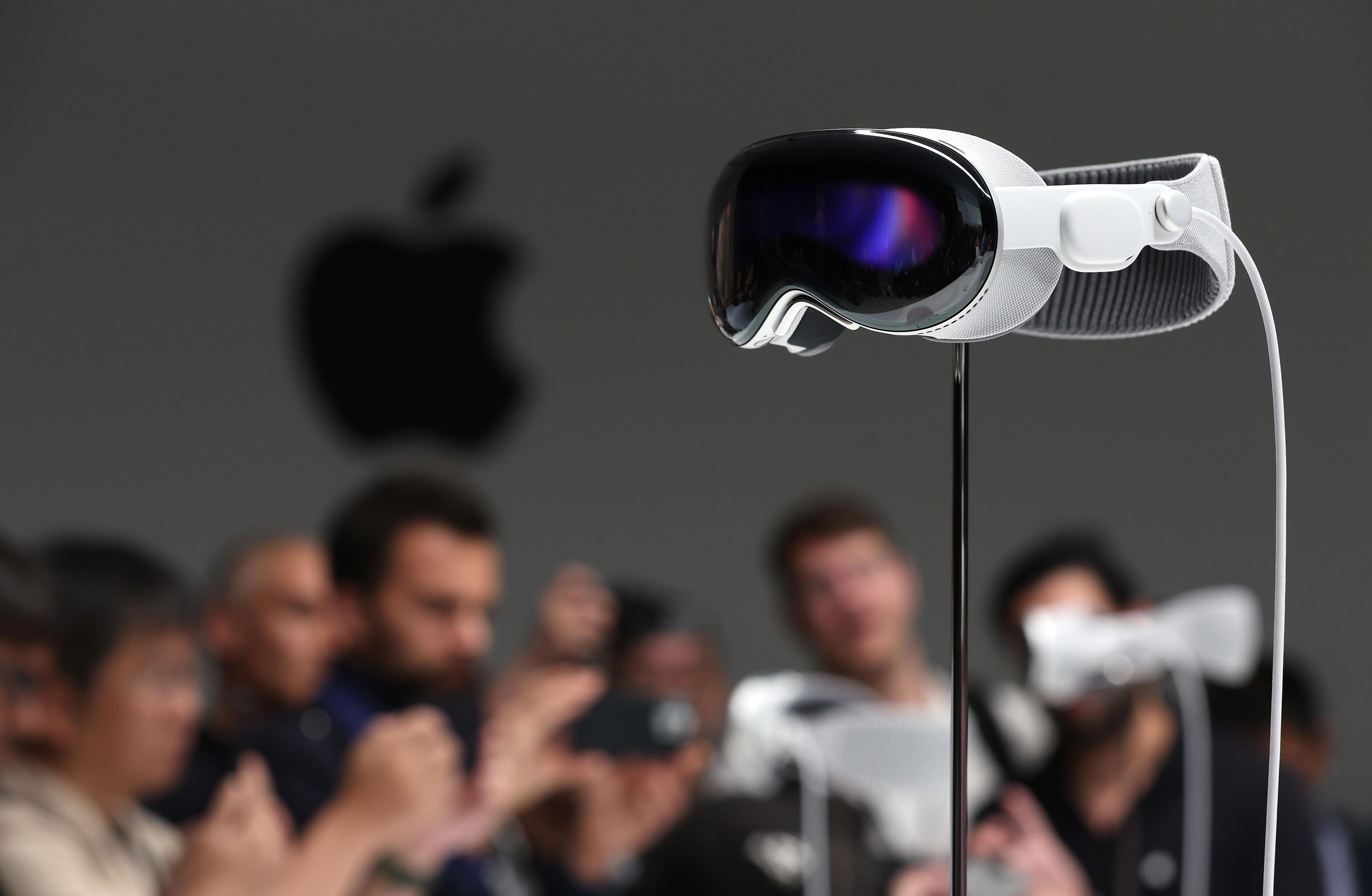 people are trying to resell the apple vision pro outside the us for more than double its $3,500 list price