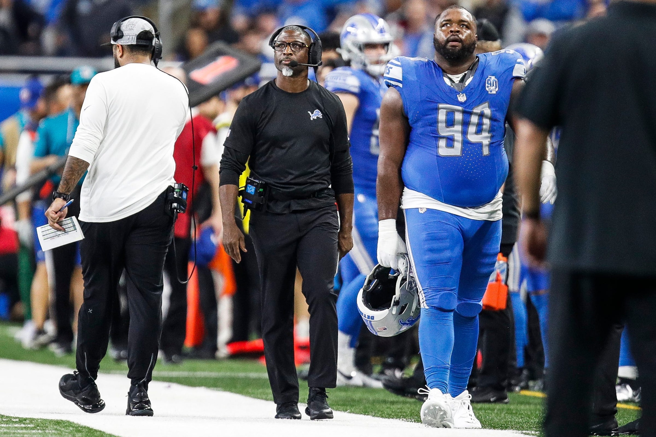 Falcons Complete Interview With Lions DC Aaron Glenn For HC Job