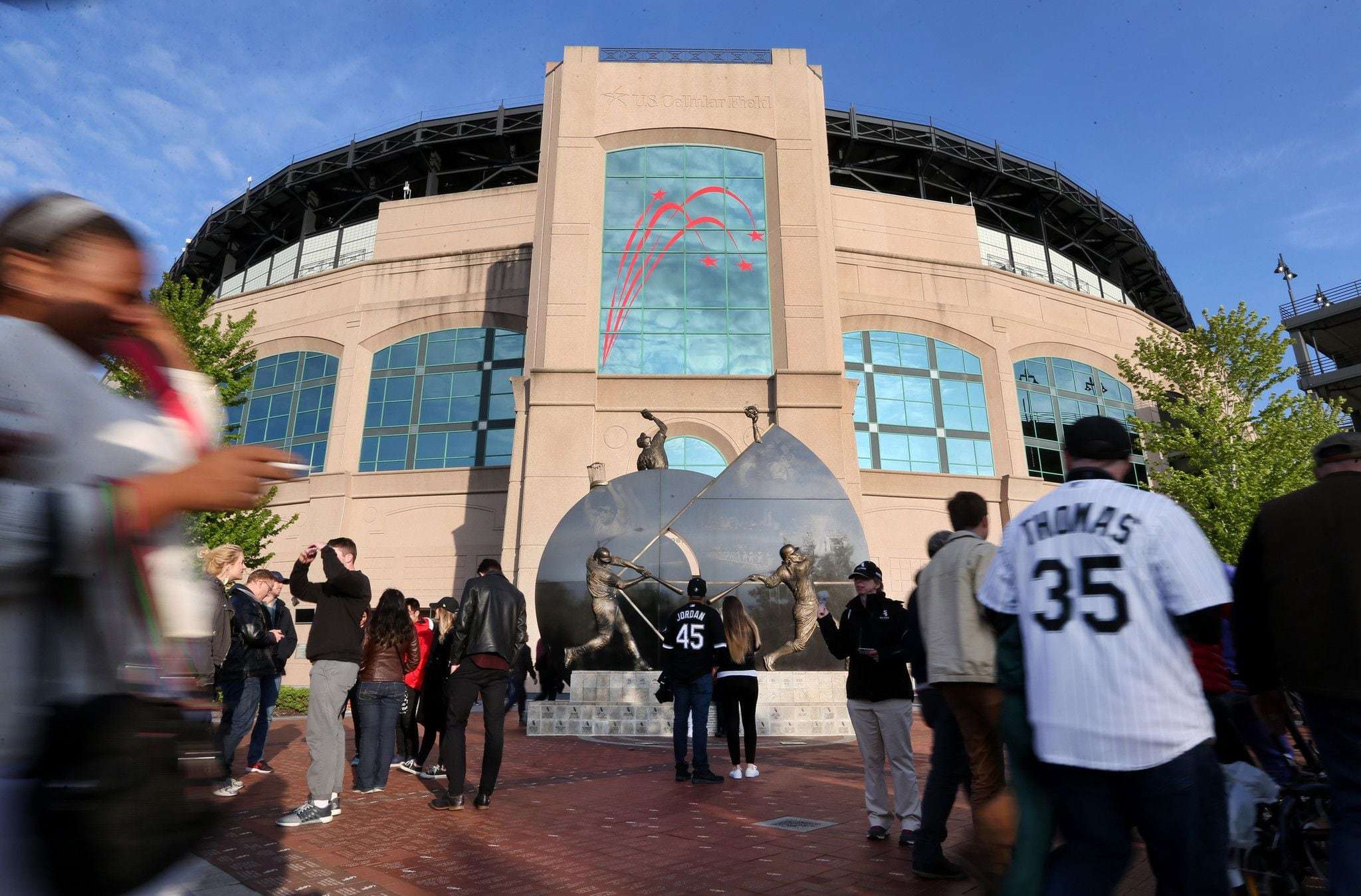 south loop alderman throws support behind new white sox stadium after developer meeting