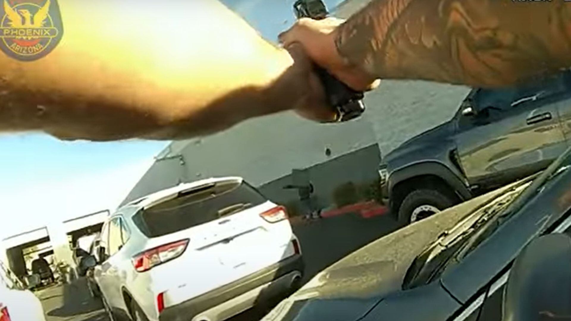 GRAPHIC: Body-cam Shows Phoenix Police Shootout That Injured Officer ...