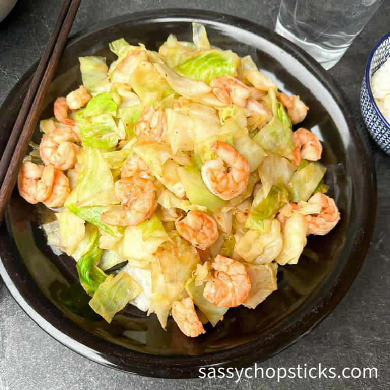 Shrimp And Cabbage Stir Fry Recipe (Quick & Tasty)