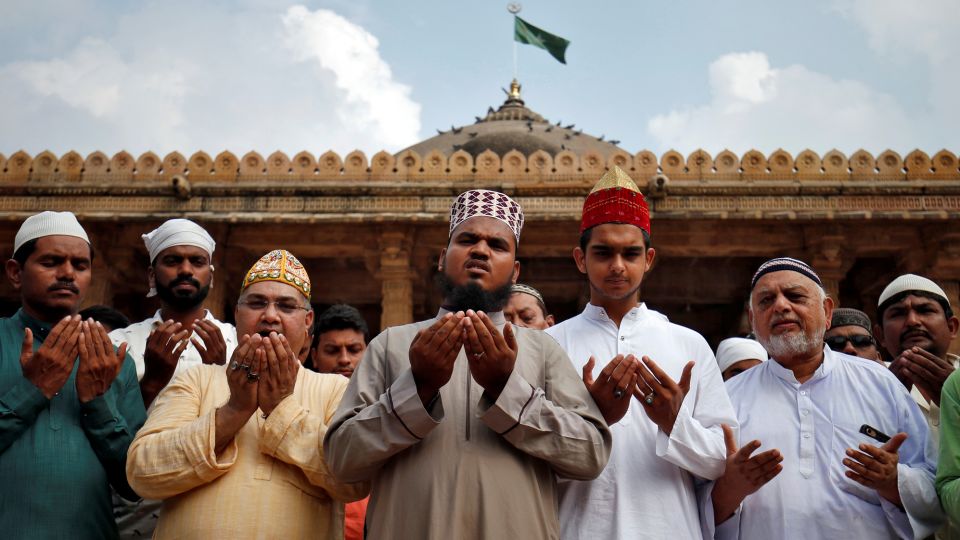 ayodhya’s muslims confront grief and anxiety as ram temple inauguration nears
