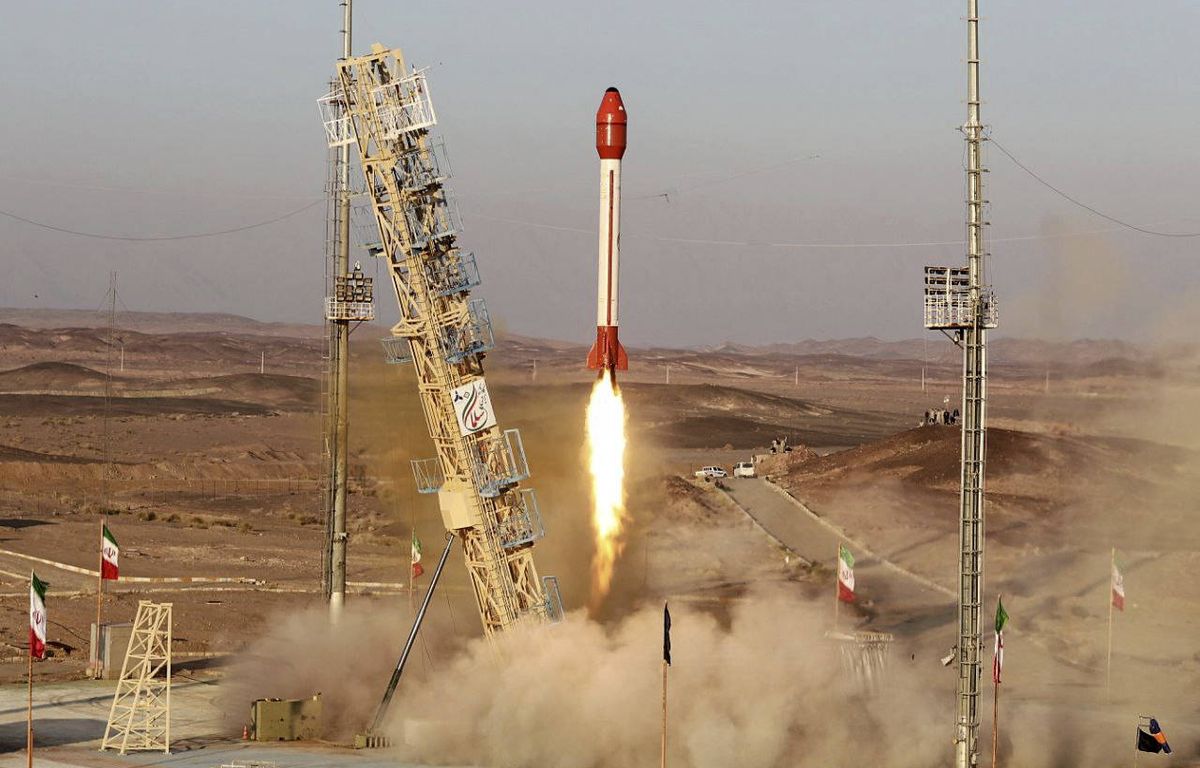 espace : l’iran lance « avec succès » un nouveau satellite de recherche