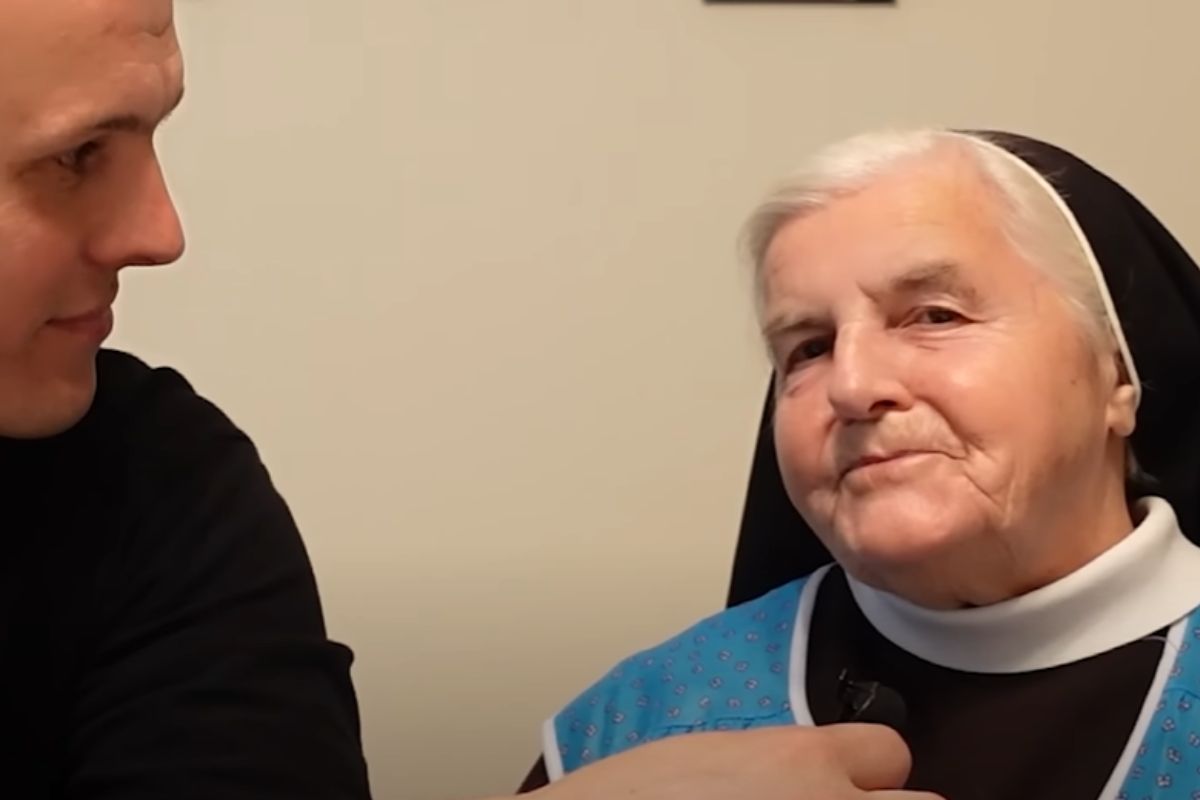 siostra aniela gotuje księżom. po 60 latach powiedziała, czego żałuje
