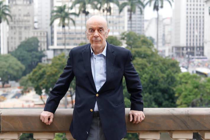 Ex-senador José Serra na varando do teatro municipal de São Paulo Foto: Alex Silva/Estadão