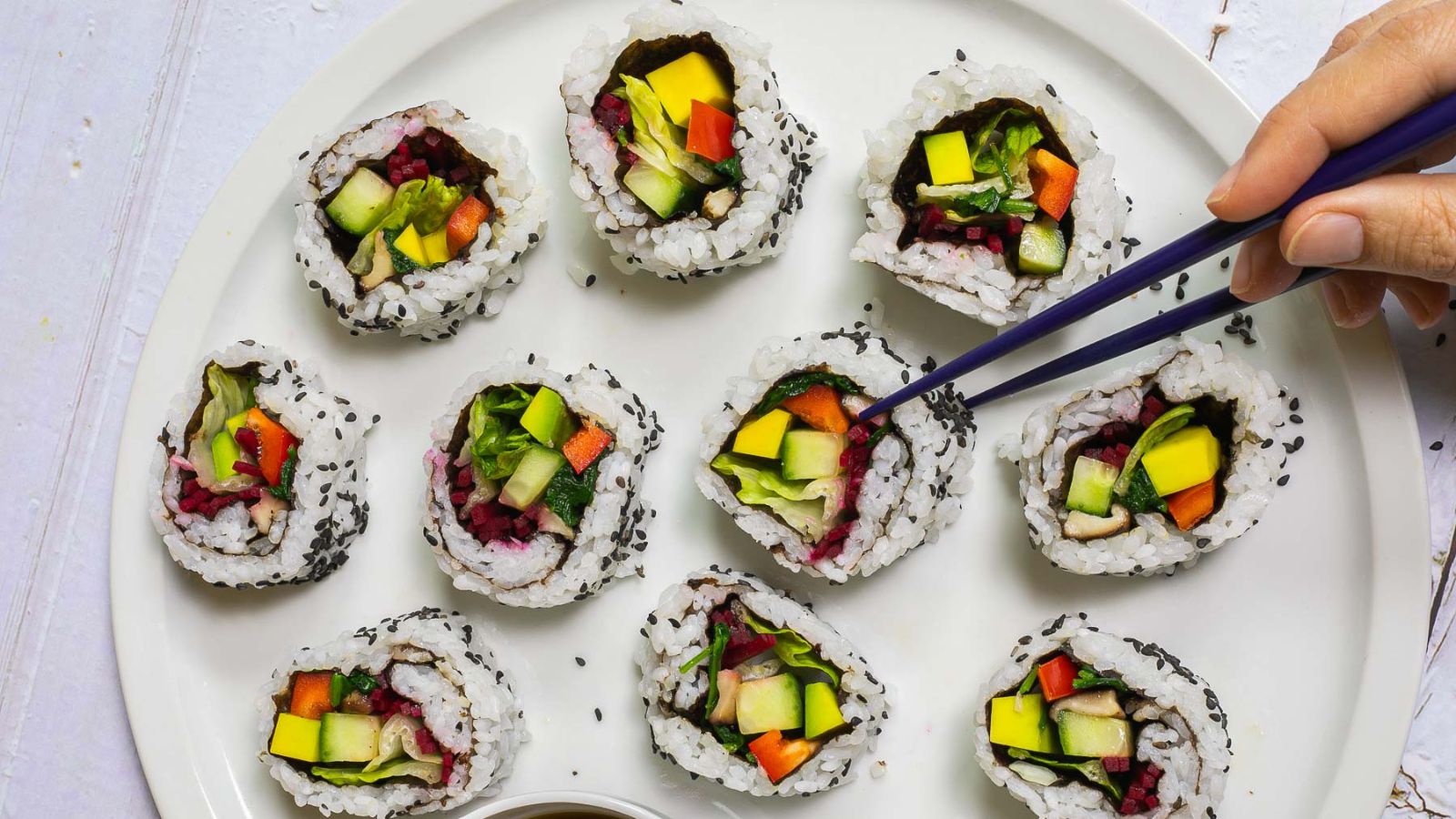 <p>If you thought sushi without fish or seafood was impossible, think again! Not only is it possible, but it is incredibly delicious. This easy sushi rolls recipe takes you step-by-step through how to prepare colorful and flavorful maki sushi in your own kitchen in just an hour!</p><p><strong>Recipe: <a href="https://mypureplants.com/sushi-without-fish/">sushi without fish</a></strong></p>
