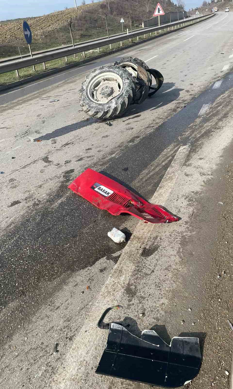 traktör ile hafriyat kamyonu çarpıştı: 1 ölü